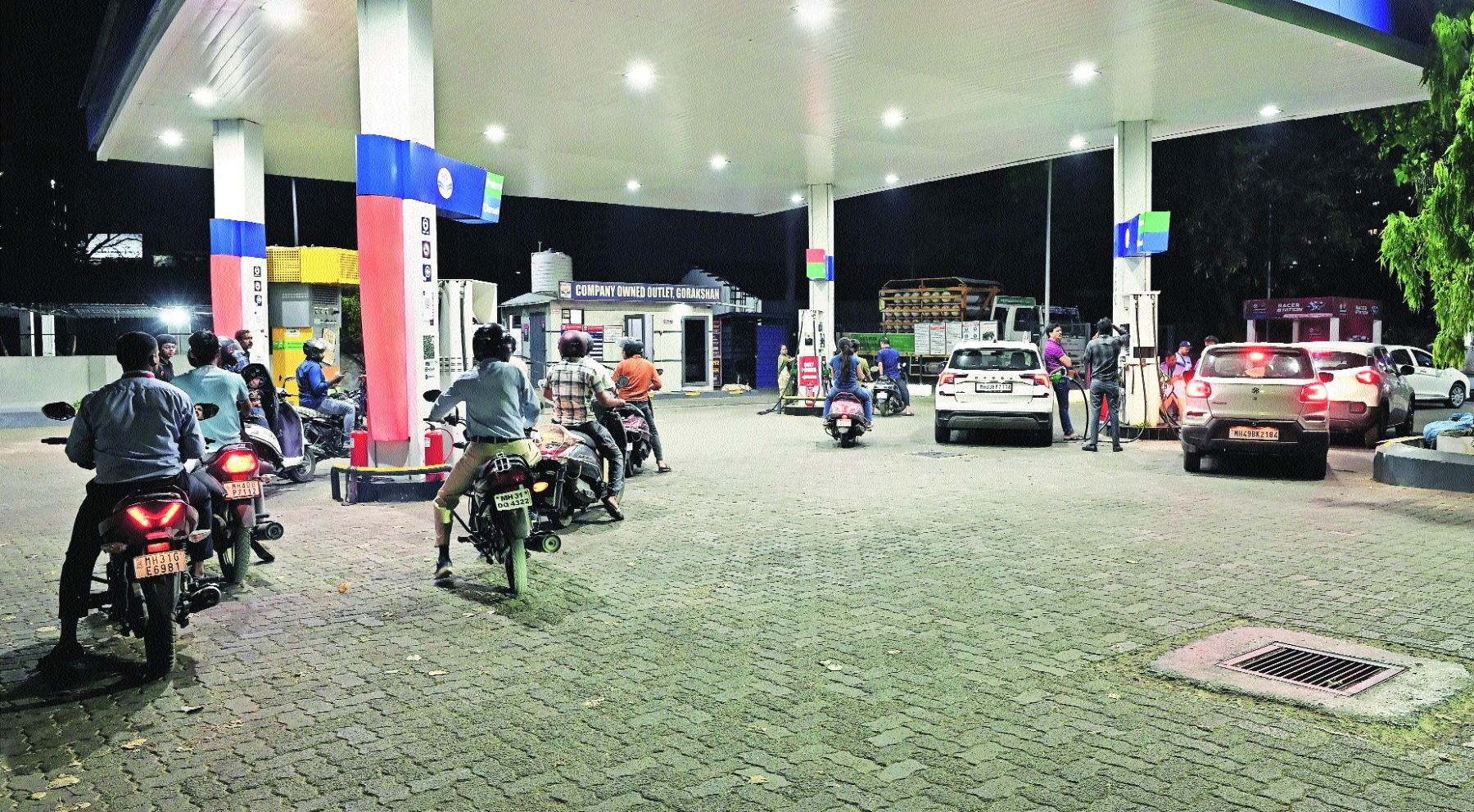 Following rumours of a fuel shortage that triggered panic buying and No Stock