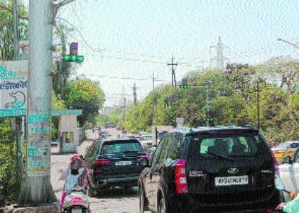 New traffic signal at Danapani junction Ends hours of gridlock for Bawadia Kalan residents