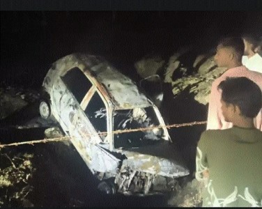 Balaghat: 3 of a family charred to death as car catches fire after crash