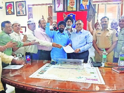 Transporters observe strike, no effect on taxi, school bus services