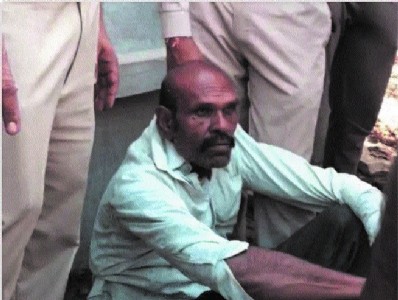 Gruesome, Man brutally kills teenager with hammer in broad daylight in Damoh