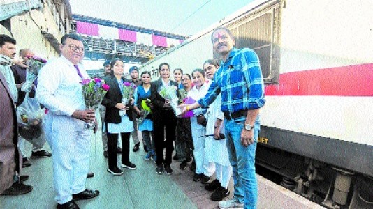 All-women crew runs Bhopal–Bilaspur Express on International Women’s Day