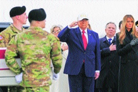 Trump honours six US soldiers killed in M-E war