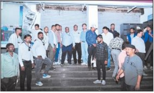 JMC SEALS VISHAL MEGA MART for alleged violations of rules, fire safety norms