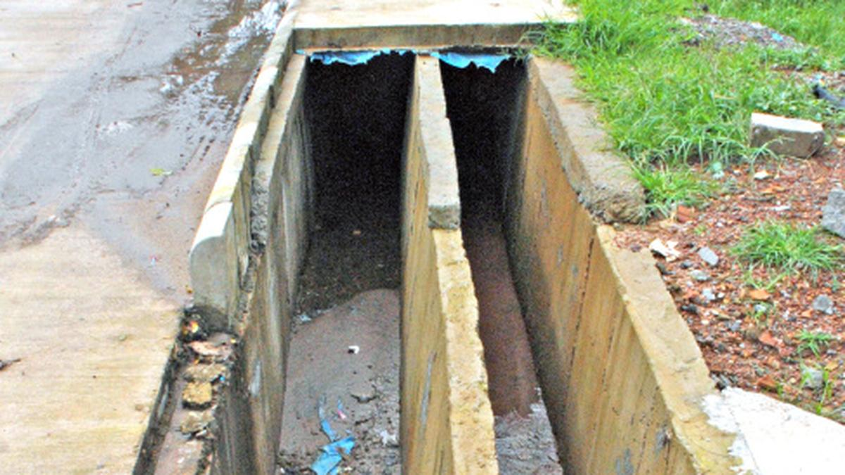 HC takes tough stand on drain water