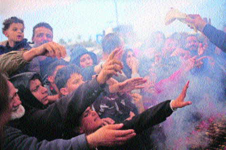 US, Iran ceasefire talks today Vance leaves for Pak, no word on Iranian delegation