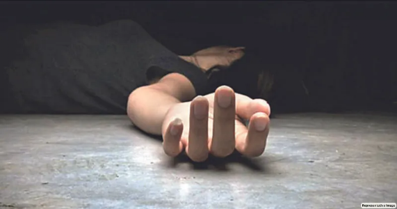 Woman found dead at home, police probe digital clues