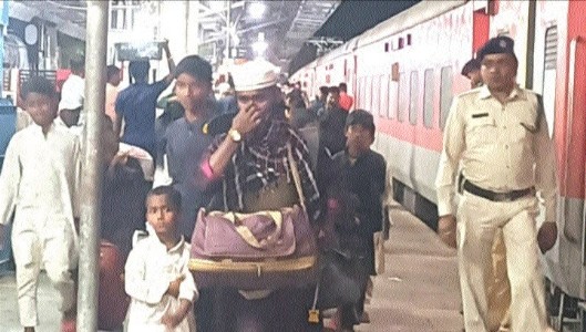 163 children rescuedfrom alleged human traffickers, 8 people held at Katni Rly Stn