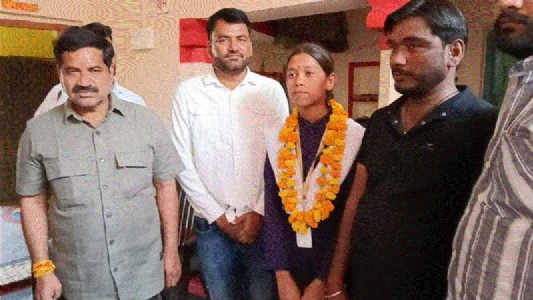 MPBSE X: Hinauti’s Pratibha Solanki is State topper