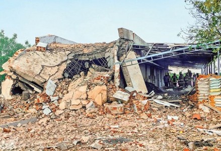 23 killed, in TN firecracker unit explosion