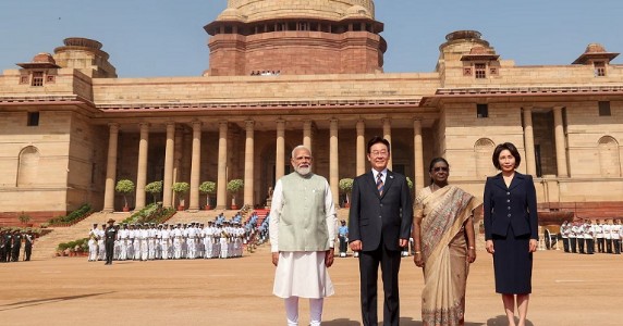 India looking to advance mutually beneficial trade relations with South Korea: President