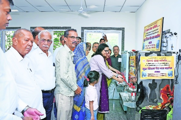 Purified drinking water cooler 