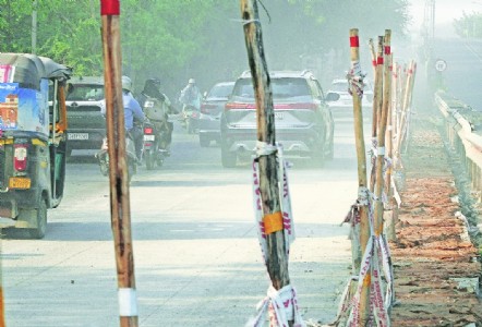 PM10 endangering environment of city: ESR