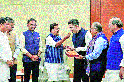 Raghav Chadha, 6 other RS MPs quit party