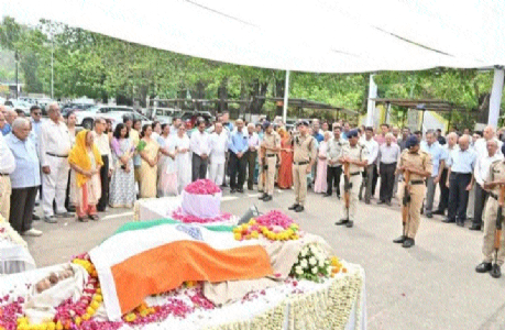 ‘Guard of Honour’ accorded to Dr Raina as medical fraternity mourns loss