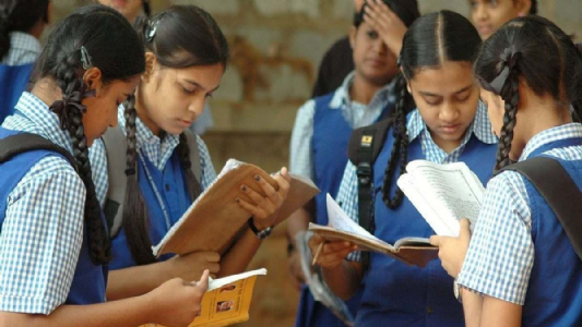 CS empowers Collectors to curbarbitrary fee hike in private schools