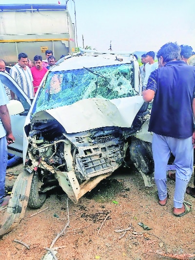 3-yr-old girl mother among three  of a city family killed in mishap