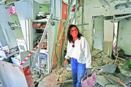 Five Indians among 12 injured by falling missile debris in Abu Dhabi