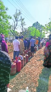 25-day cap on LPG cylinder booking hits households