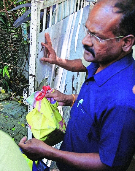 Gelatin sticks detonators recovery