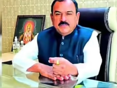 Kharat held in 8th case, to remain in jail till 12th