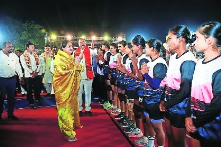 DCM Pawar inaugurates kabaddi meet