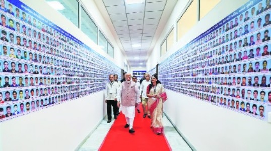 Avoid destination weddings abroad, opt for online school classes: Modi