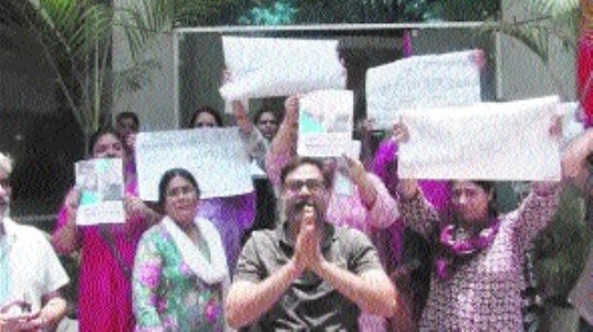 Protests erupt over suspicious death of retd judge’s daughter-in-law