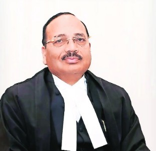 CJI Kant calls people who attack system as parasites
