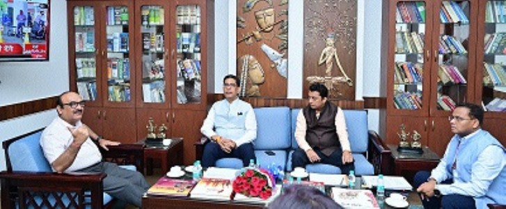 Centre reviews CG’s digital governance, watershed management initiatives
