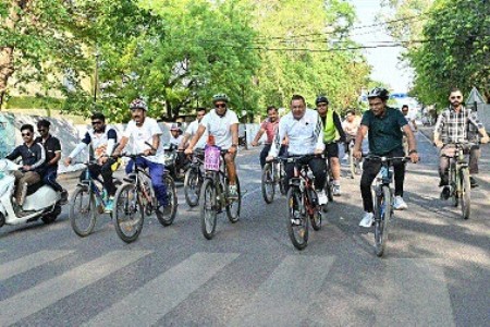 JMC takes out grand ‘Swachhata Cycle Rally’to boost Swachh Survekshan national ranking