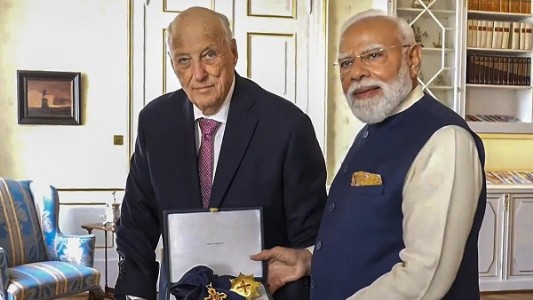 PM Modi calls for resolution of W Asia, Ukraine conflicts