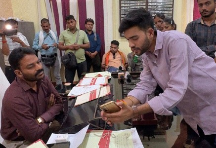 NSUI members lock RDU VC’s office as a mark of protest