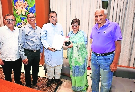 ved with gadkari