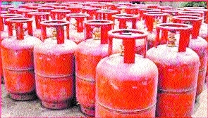Commercial LPG prices soar to Rs 3,074 in Bhopal