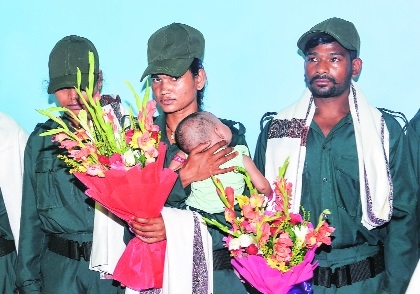 27 Maoists