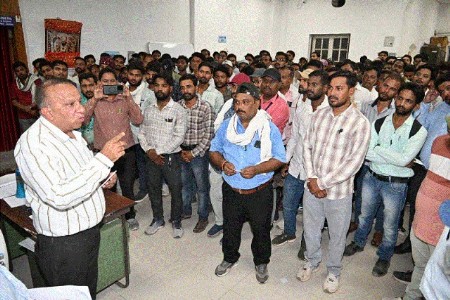 Role of several meter readers under scanner