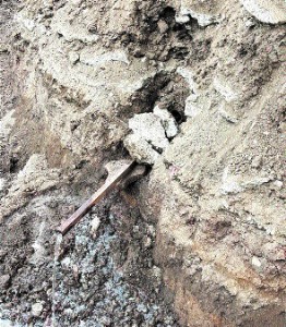 Pipeline burst during work at JP Hospital; litres of drinking water wasted amid heat