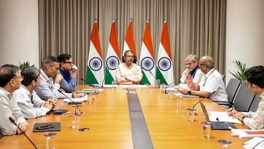 Govt exploring option of using IAF for transportation of NEET retest papers