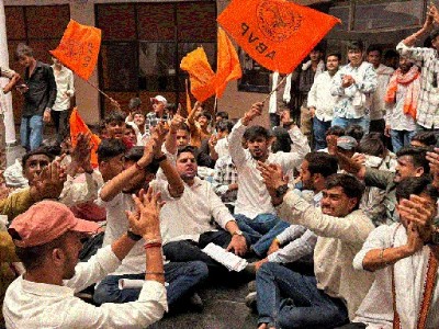 ABVP stages massive protest at NDVSU