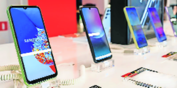 Rising prices may hit 54% of festive smartphone demand, denting annual sales by up to 30%
