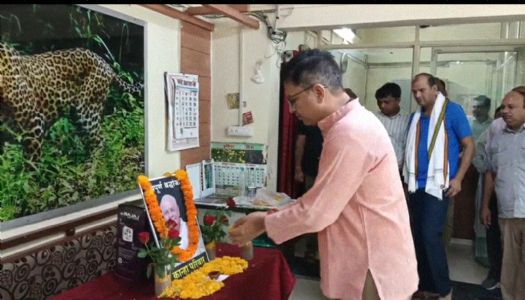Forest team of Kanha Reserve pay glowing tributes to wildlife conservationist Panwar