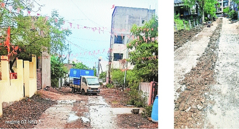 A vehicle stuck in an internal road in Besa area 