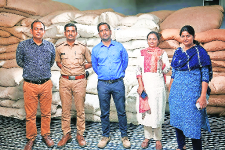 Joint FDA-Police raid at Kamptee; Supari worth Rs 1.11 crore seized