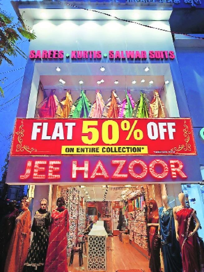JEE HAZOOR launches flat 50 off Monsoon Sale  