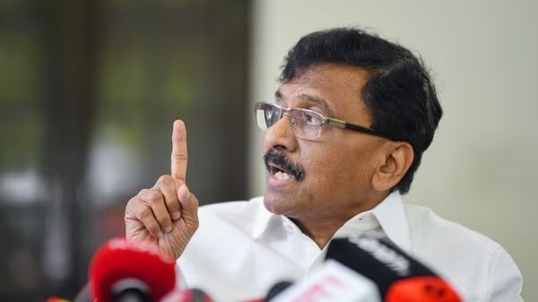Signs of split in Sena