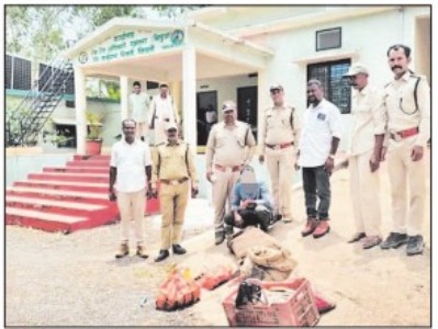 Man held with 128 kg of dead fish packedin bags, crate from Pench’s core area