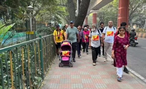 Right to walk on demarcatedfootpath is fundamental right: SC