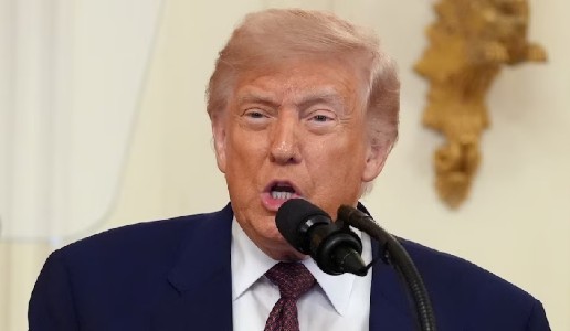 Trump threatens Iran amid talks