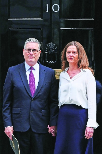 UK PM Keir Starmer resigns